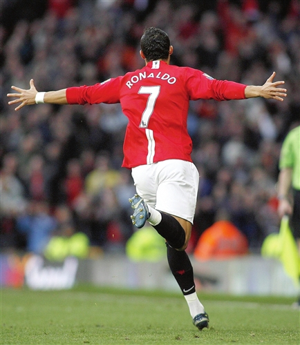 何会对罗克 何会对罗克